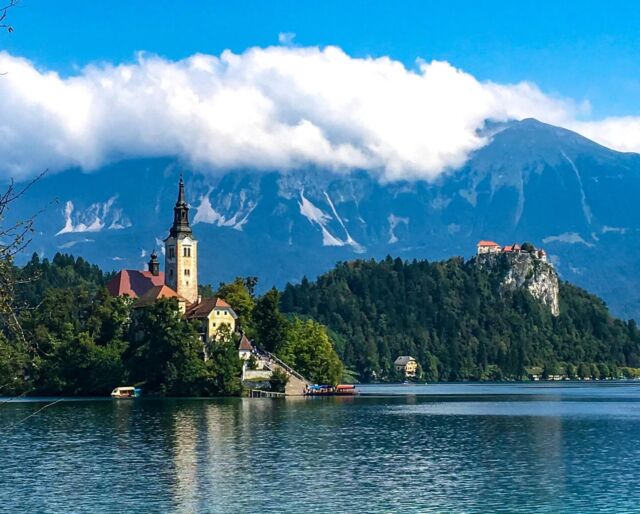 Enjoy the splendor of a Slovenian summer! 🇸🇮
...
Head to Slovenia in July (before the August European holiday rush) and you’ll absolutely fall in love with this hidden gem. 💎 For a small country Slovenia has a lot to offer! Fairytale landscapes, vibrant cities, a charming seaside and majestic alps. Summertime is the perfect time to enjoy all the outdoor pursuits!
...
July is warm enough to take a dip in Slovenia’s pristine alpine lakes like Bohinj Lake and the iconic Lake Bled. Or venture into Triglav National Park and hike through valleys adorned with wildflowers and climb Slovenia’s highest peaks. 🏔️
...
In summer Slovenia comes alive with a warmth that matches the hospitality of its people. It’s a perfect climate for exploring the capital - Ljubljana, with mild temperatures ideal for wandering through charming old town, exploring the medieval castle, and savoring the local flavors at outdoor cafes. ☕️
...
While July is a popular time to visit, the warmth of Slovenian hospitality and the abundance of natural beauty ensure that you'll find your own quiet corner of paradise. So, pack your bags, and let Slovenia cast its enchanting spell on your 2024 summer getaway! 😎 
...
📸:@peeptravels – Slovenia 🇸🇮 – July 2018

.

.

.

.

#peeptravels #travelwithpeep #2024vacationdays #2024bucketlist #travelideas #yournextdestination #europevacation #traveleurope #travelplanning #slovenia #ifeelslovenia #visitslovenia #triglavnationalpark #hiddengem #lakebled #bohinjlake #ljubljana #slovenija #piran
